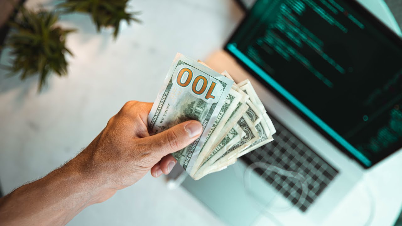 Finanzas para programadores: cómo usar la tecnología para salir de deudas y ahorrar en 2025